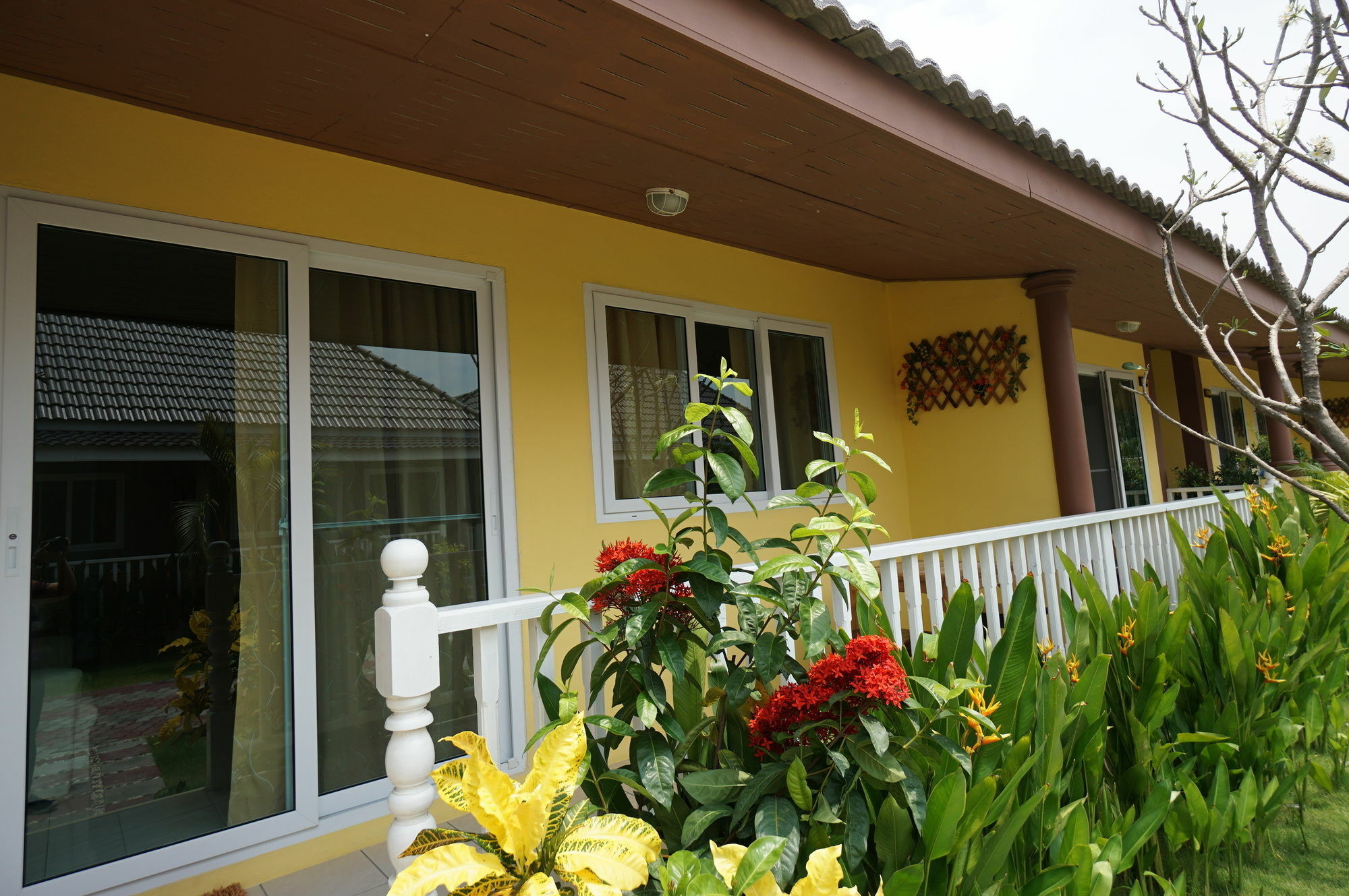 Baan Penny Hotel Phra Nakhon Si Ayutthaya Luaran gambar