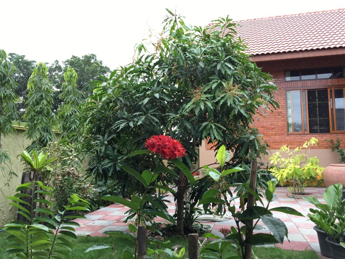 Baan Penny Hotel Phra Nakhon Si Ayutthaya Luaran gambar